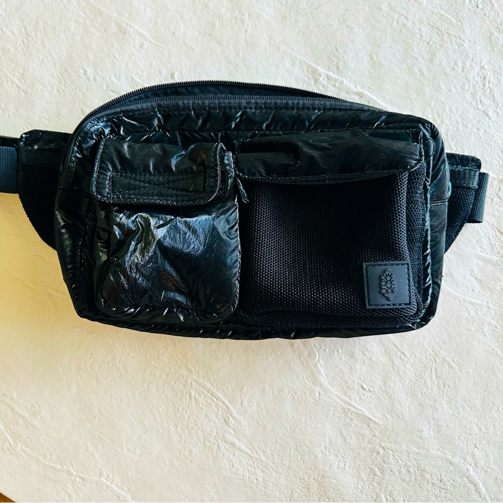 Free People crossbody - black mesh bag